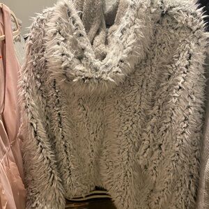 Hooded teddy coat